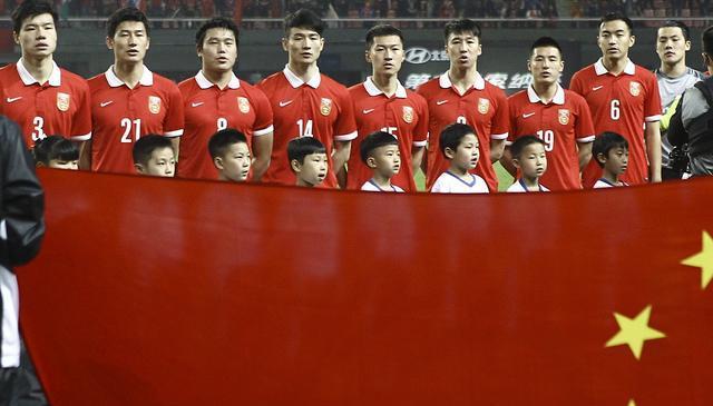 国足出线依, 国足出线依, 年百年庆典