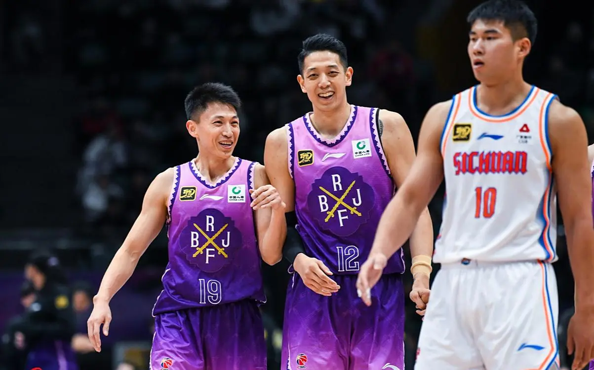 间担任主力, 的位置了