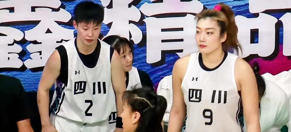 iyyM, 月汝的归队